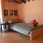 Storico Loft Nel Cuore Di 아파트 *